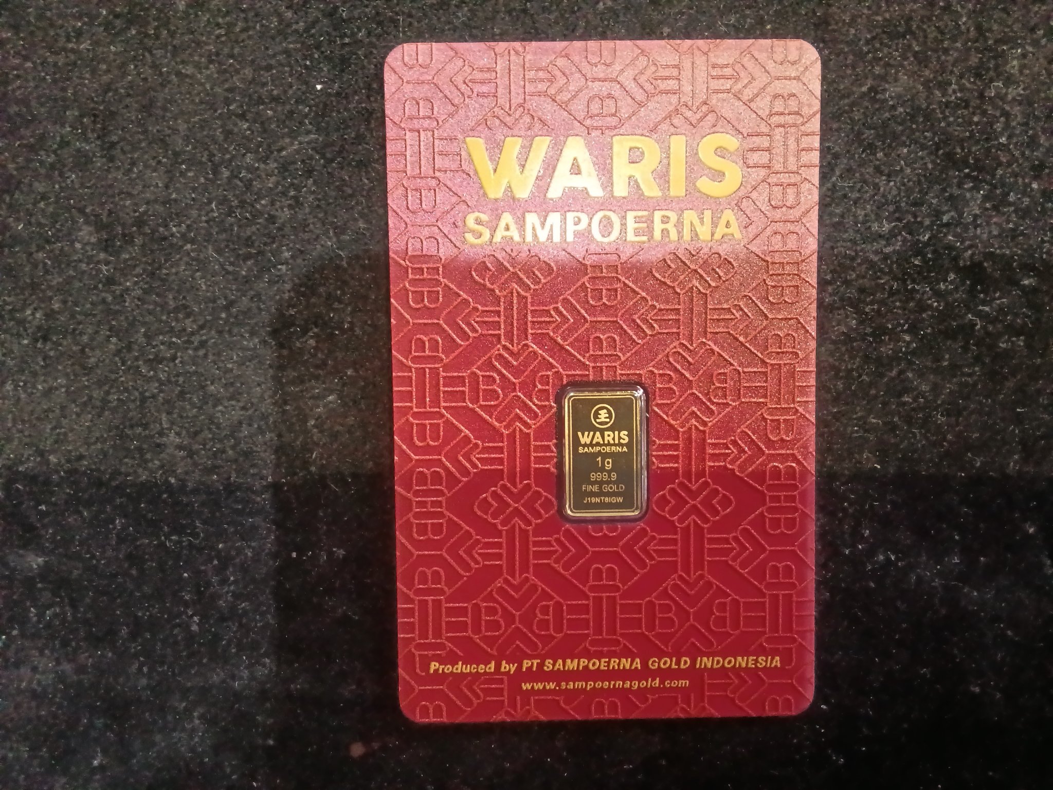 WARIS SAMPOERNA WARIS SAMPOERNA