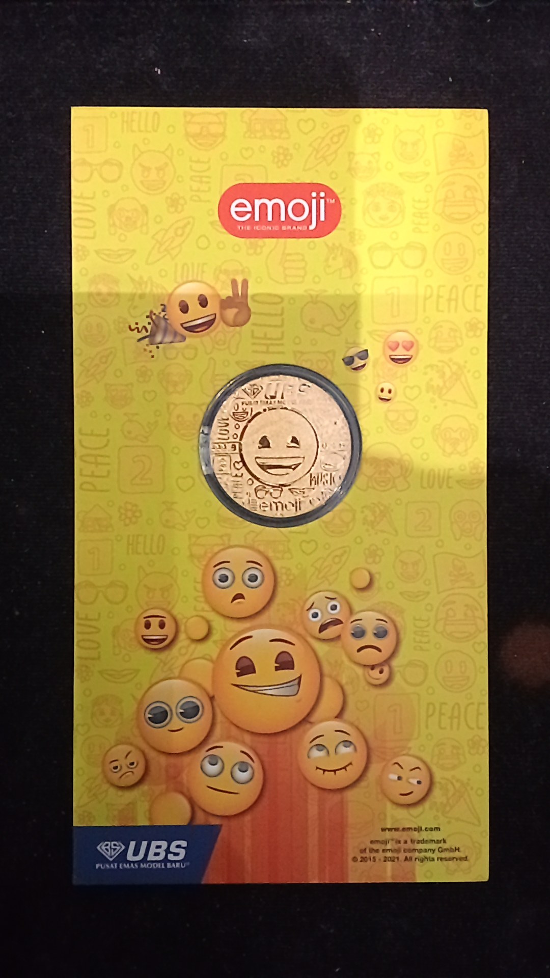 UBS X EMOJI
